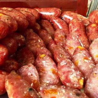 Lạp xưởng trứng muối
