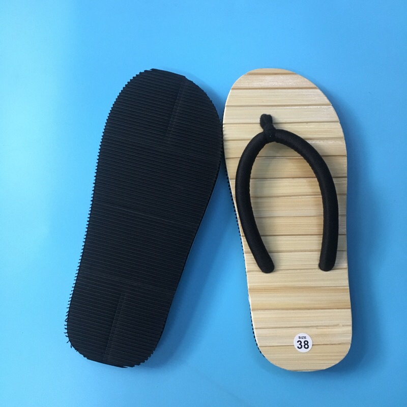 Dép cói đi biển siêu nhẹ xinh.