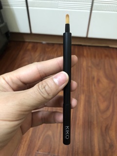 CỌ SON MÔI KIKO