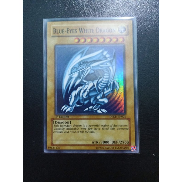 Thẻ bài Yugioh Blue Eyes White Dragon DPKB-EN001 1st Edition Super Rare
