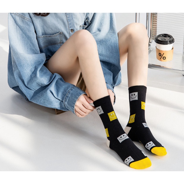 Tất Vớ thể thao cao cổ Mặt Cười, Chữ NICE phong cách trẻ trung, năng động.