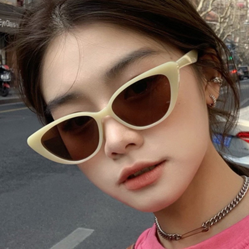 Kính Mát Hình Mắt Mèo Phong Cách Retro Thời Trang Hàn Quốc