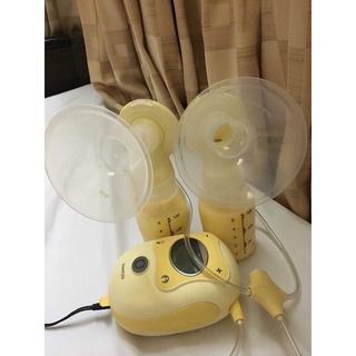 Máy hút sữa Medela Freestyle like new rút gọn