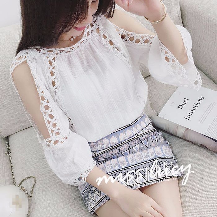 Áo Kiểu Phối Ren Tròn Hàng nhập Đủ Size BY3115
