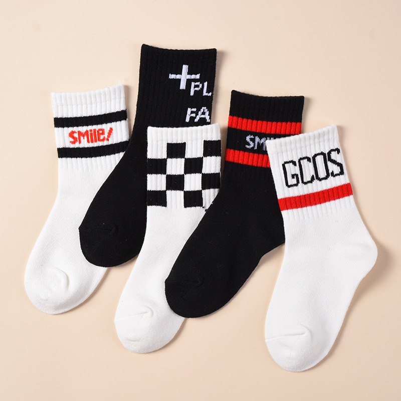 Tất cao cổ bé trai Set 5 đôi bé gái Street Style cực ngầu màu đen trắng- Vớ trẻ em