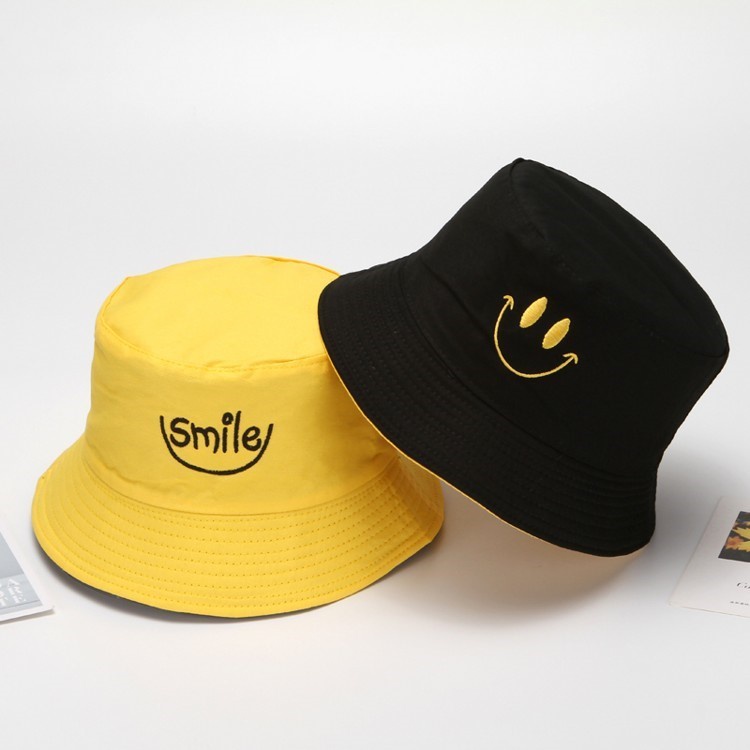 Mũ nón bucket vành rộng nam nữ 2 mặt phối màu vàng đen cao cấp thêu hình mặt cười phong cách Unisex