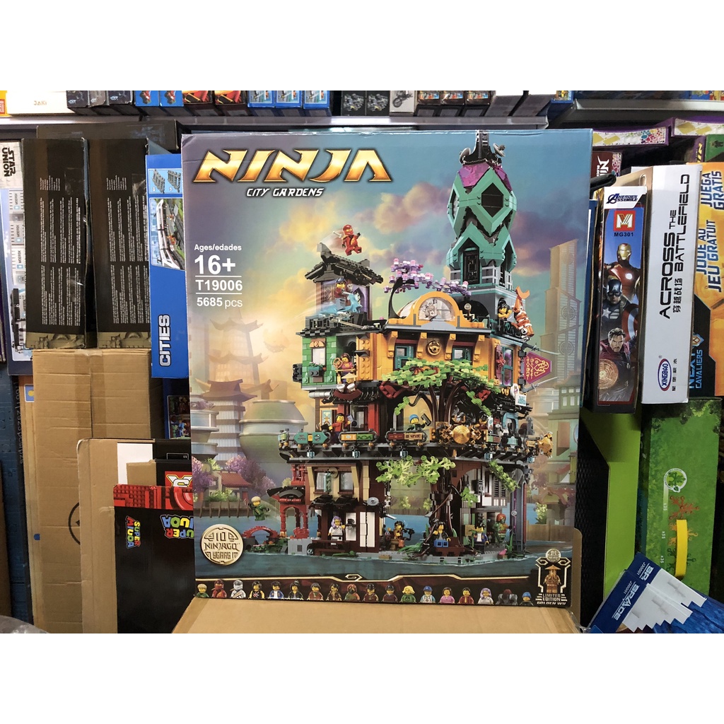 Đồ Chơi Xếp Hình T 19006 Khu Vườn CủaThành Phố Ninja City Garden 5685 Mảnh