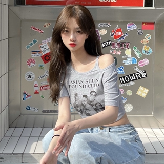 Áo thun croptop bó sát khoét lỗ cho nữ