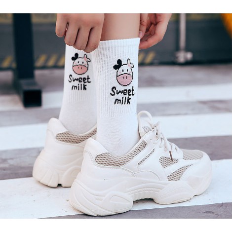 Tất vớ nam nữ cổ cao hoạ tiết Bò sữa