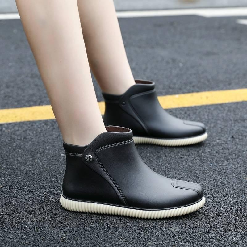 Giày đi mưa đế mềm không thấm nước cho nữ