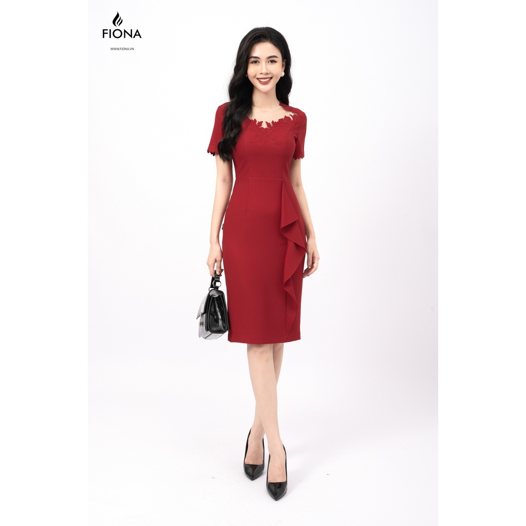 Đầm ôm thêu tay, ngực phối lưới, chân váy kẹp bèo rủ FIONA L451002
