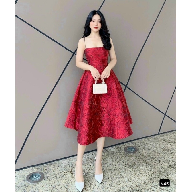 Đầm gấm đỏ cao cấp diện tết