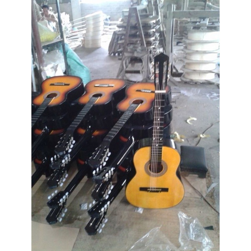 đàn guitar class và  acoustic mặt  gỗ  thông