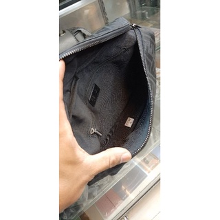 Túi Đeo Chéo Ngực Fendi