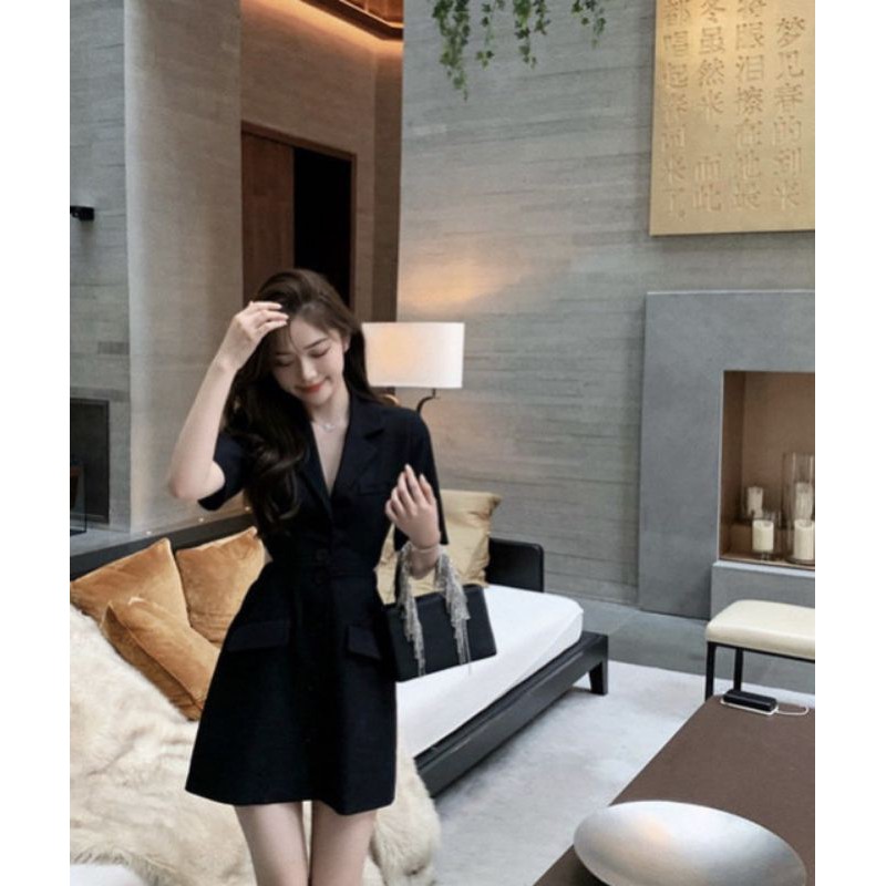 😍😍😍Đầm đen cổ vest đắp chéo thắt eo+cut-out hở lưng