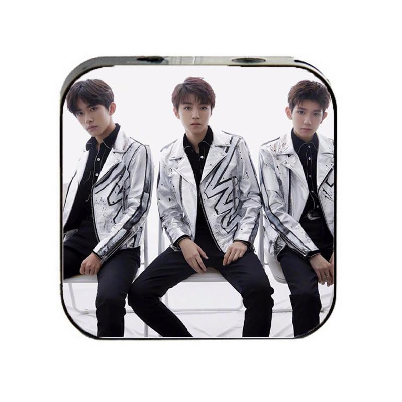 Máy nghe nhạc TFBOYS cầm tay mini tặng tai nghe cắm dây có mic và dây sạc nhỏ gọn tiện lợi