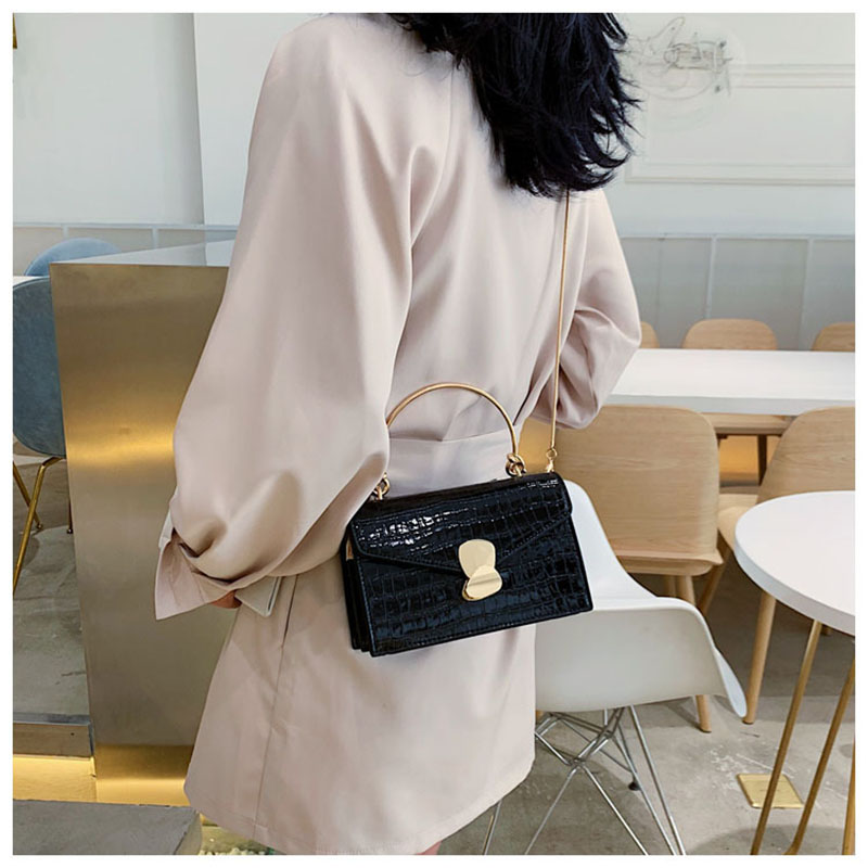 Túi Xách Nữ Đeo Chéo Dây Mắc Xích Thời Trang