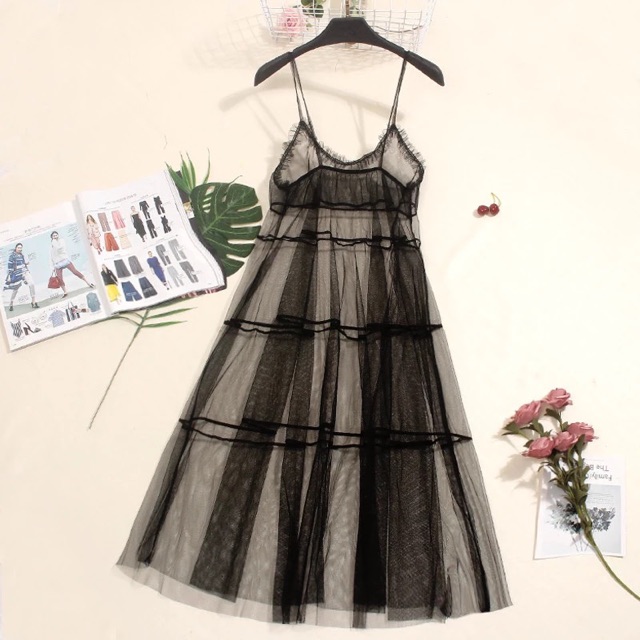 Đầm ren lưới 2 dây không lót mặc kèm với đầm hoặc bikini đi biển Yura Store DK01