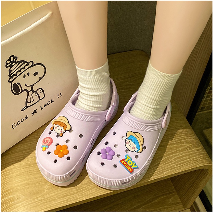 Dép Sục Nữ Cross Đế Độn 6 cm Tăng Chiều Cao Đi Siêu Nhẹ Thời Trang Hàn Quốc CR213 Tặng Kèm 10 Jibbitzs