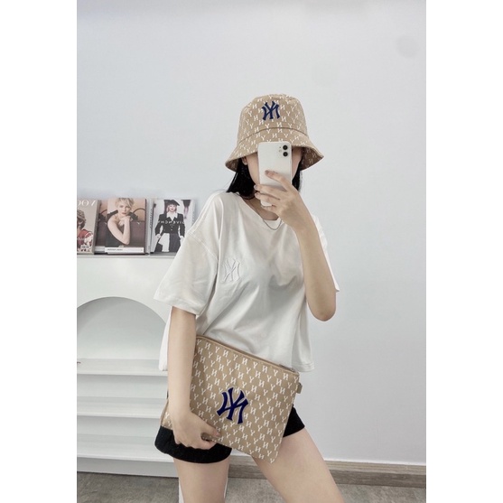 TÚI CẦM TAY M L B MONO NY 2 MÀU