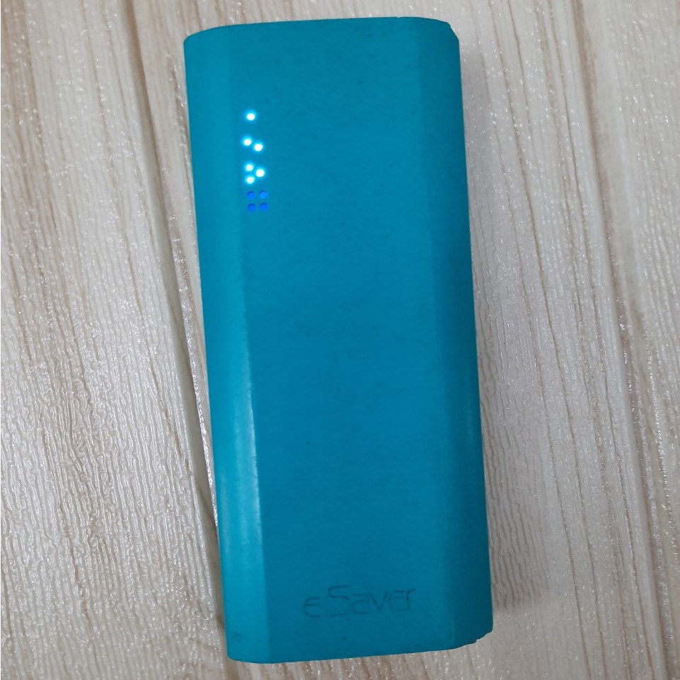 Pin sạc dự phòng cũ thanh lý Esaver LA Y325 10000mah