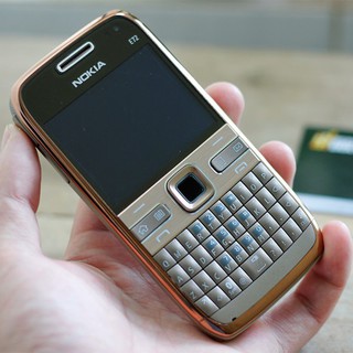 [RẺ VÔ ĐỊCH] Điện Thoại Nokia E72 Chính hãng - bảo hành 12 tháng