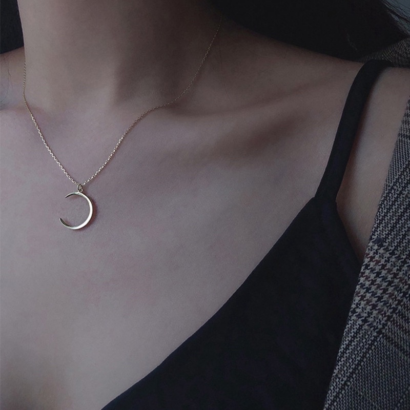 Vòng cổ, dây chuyền dây mảnh mặt trăng moon