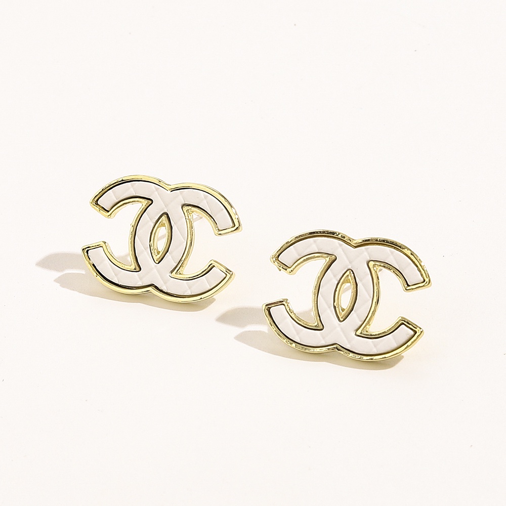 Khuyên Tai Dạng Tròn Bằng Thép Titan In Logo Thời Trang Dành Cho Nữ