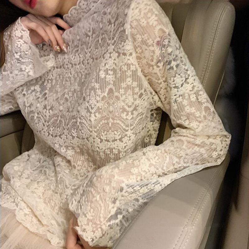 Áo Nữ Tay Dài Phối Ren Thời Trang Trẻ Trung