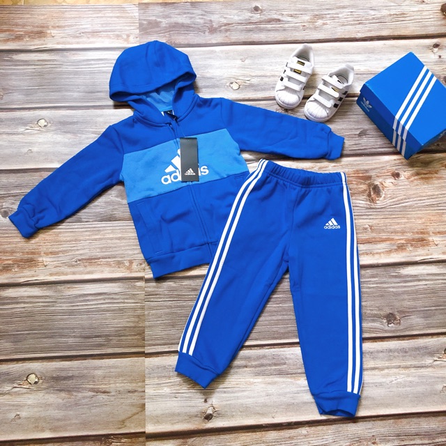 Set thể thao Adidas Authentic