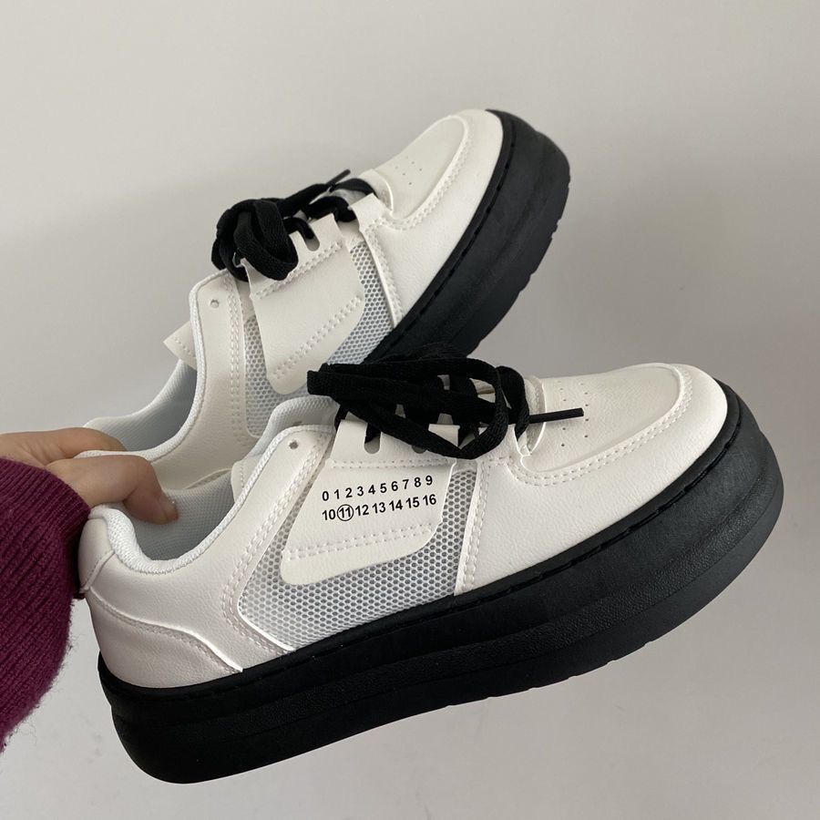 Giày Bánh Mì Cỡ Lớn 2022 Kiểu Lưới Thoáng Khí Đế Dày Thời Trang Mùa Hè Mới Cho Nữ