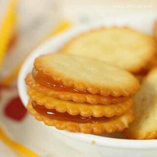 20 bánh quy trứng muối