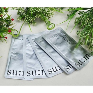 Mặt Nạ Sủi Bọt Thải Độc Da Sum37