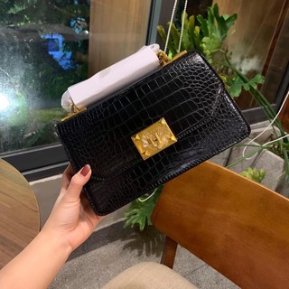 túi hộp ckk đinh vân rắn