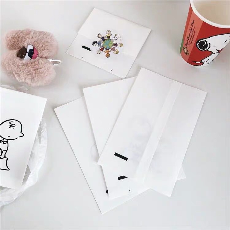 Túi giấy dùng đóng gói in hình chú cún Snoopy dễ thương