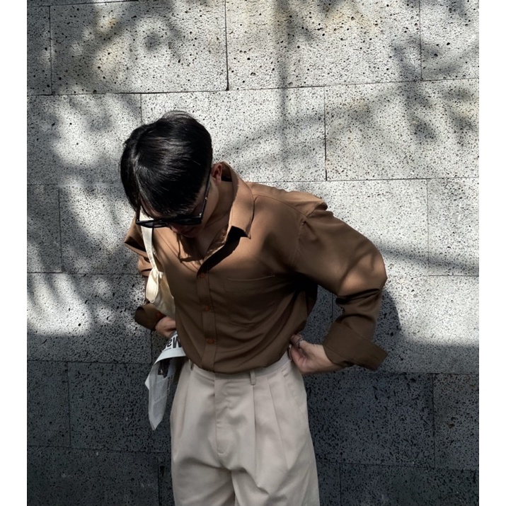 SIAM SƠMI DÀI TAY 1 TÚI ĐƠN GIẢN NAM NŨ ĐỀU BẬN XINH 2 MÀU NÂU VÀ GHI FORM RỘNG