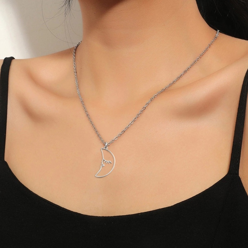 Set 2 Vòng cổ Mặt Trăng Lưỡi Liềm Thời Trang Cho Cặp Đôi