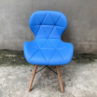 Ghế Eames nhập khẩu tam giác màu siêu hot