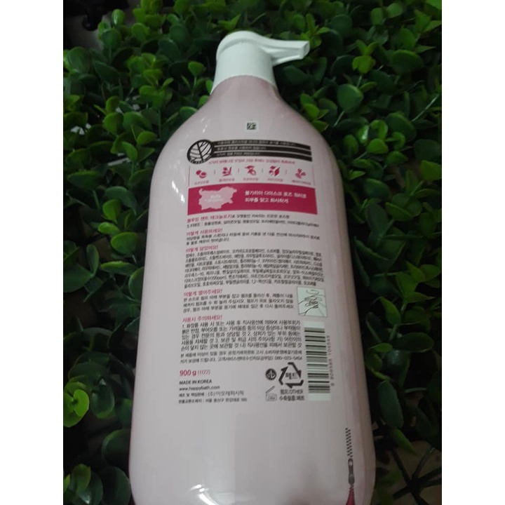 Sữa tắm Hàn Quốc Happy Bath tinh chất hoa hồng 900ml