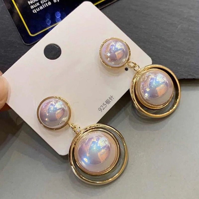 Khuyên Tai Hình Tròn Đính Ngọc Trai Phong Cách Hàn Quốc Mới Cho Nữ