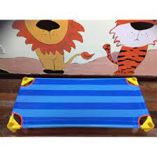 Giường lưới cao câp chân đế tròn vàng kích thước 120cm * 60 cm cao 10 Cm siêu thoáng an toàn cho trẻ