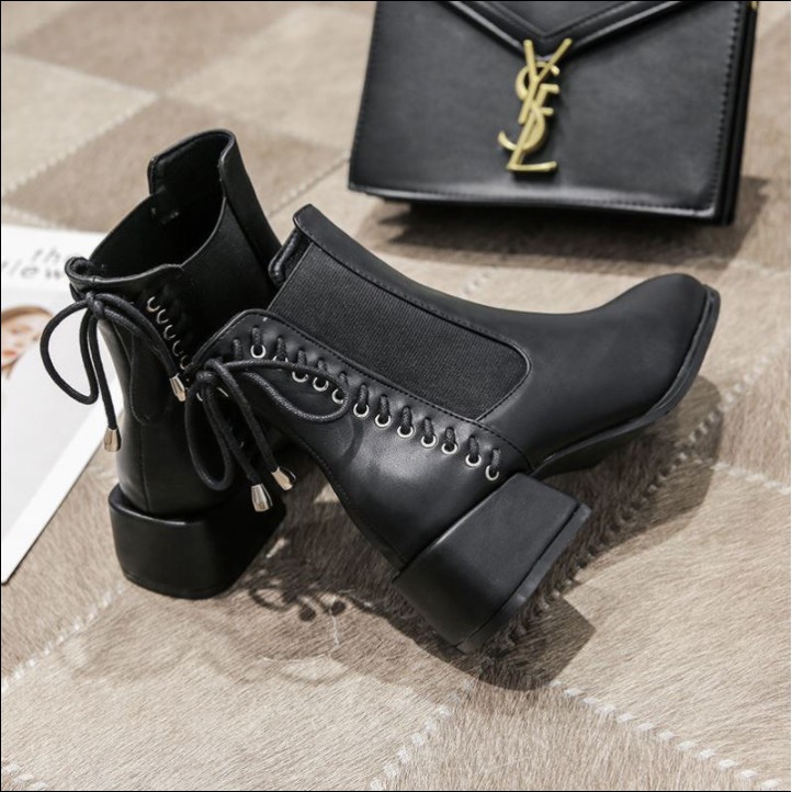 Giày bốt Martin phong cách Anh quốc cổ cao đế cao 5cm Có màu kem và đen | BigBuy360 - bigbuy360.vn