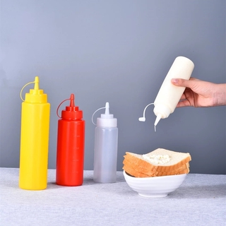 1 bình nhựa đựng nước sốt 240 / 500ml