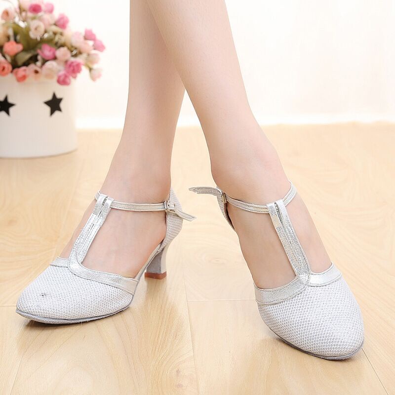 Giày Cao Gót Nhảy Latin Truyền Thống Màu Vàng Cỡ 5cm/7cm