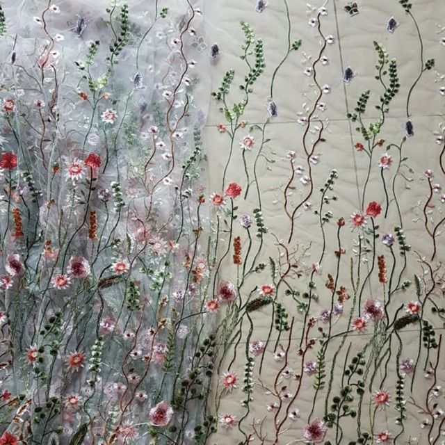 Váy ren thêu hoa dáng rộng | BigBuy360 - bigbuy360.vn