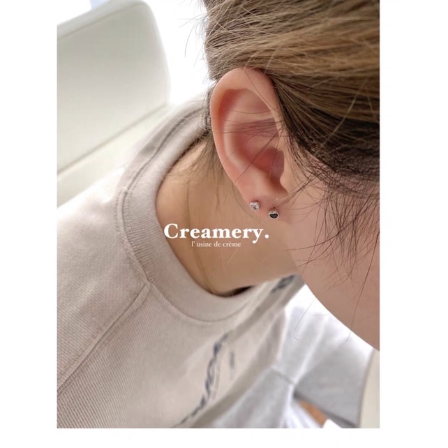 Khuyên tai tim nhiều màu không gỉ T6 jesse store