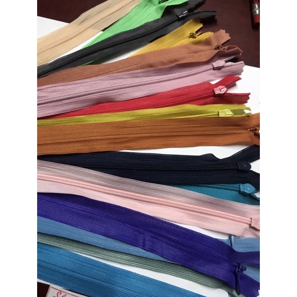 1 chiếc dây kéo giọt nước dài 50cm giao đơn từ 50k