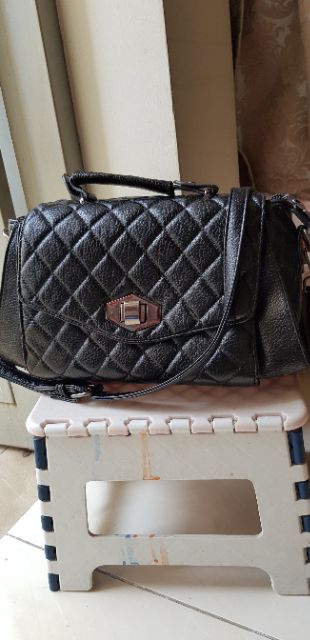 Thanh lí giỏ xách