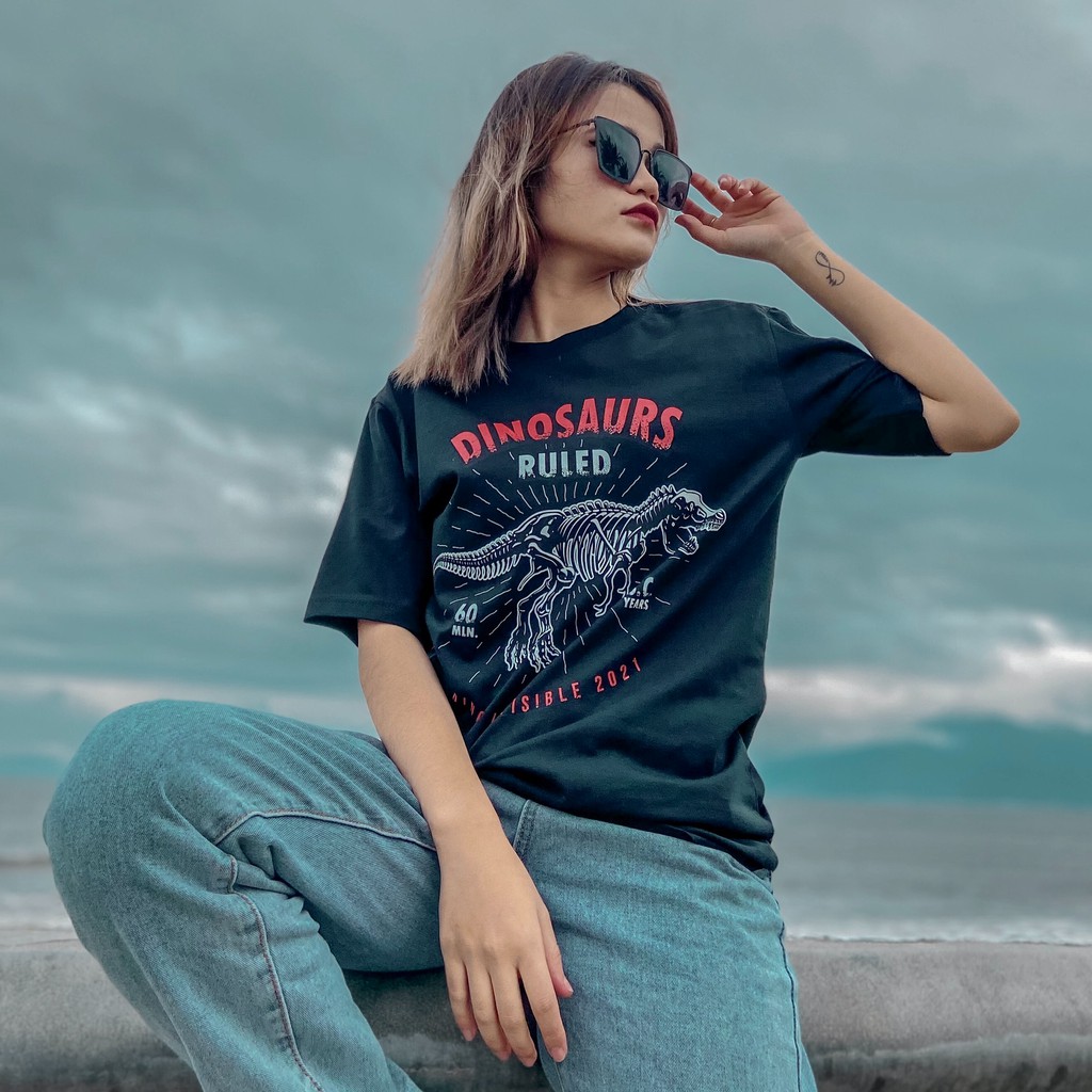 Áo thun Local Brand tay lỡ DINOS Unisex nam nữ form rộng màu đen in hình