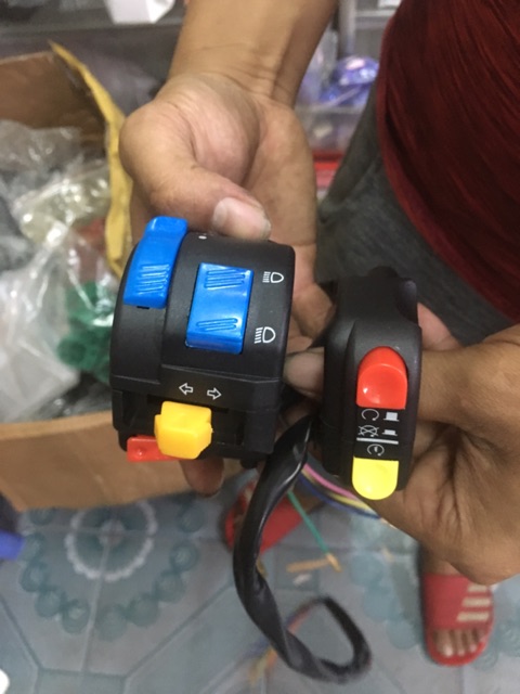 Cặp cùm công tắc trái phải cho Sirius và các xe khác